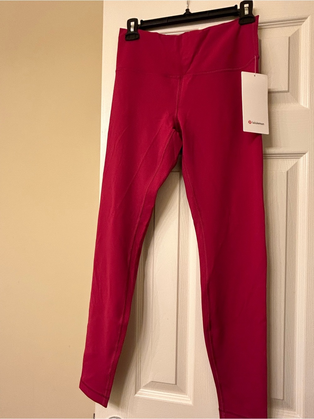 lululemon Wunder Train athletica Women Fuchsia/Pink Toghts 28”